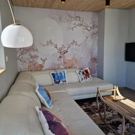 Le 4 Apartment *