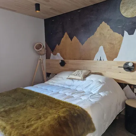 Le 4 Apartment