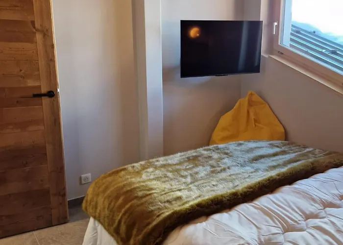 Апартаменты Le 4 Ле дез Альп