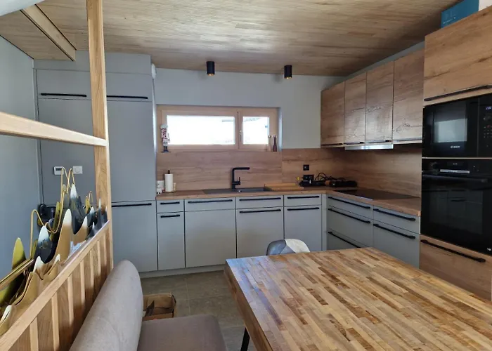 Апартаменты Le 4 *