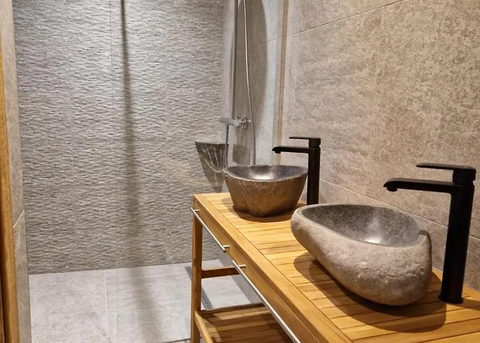 Le 4 Апартаменты *